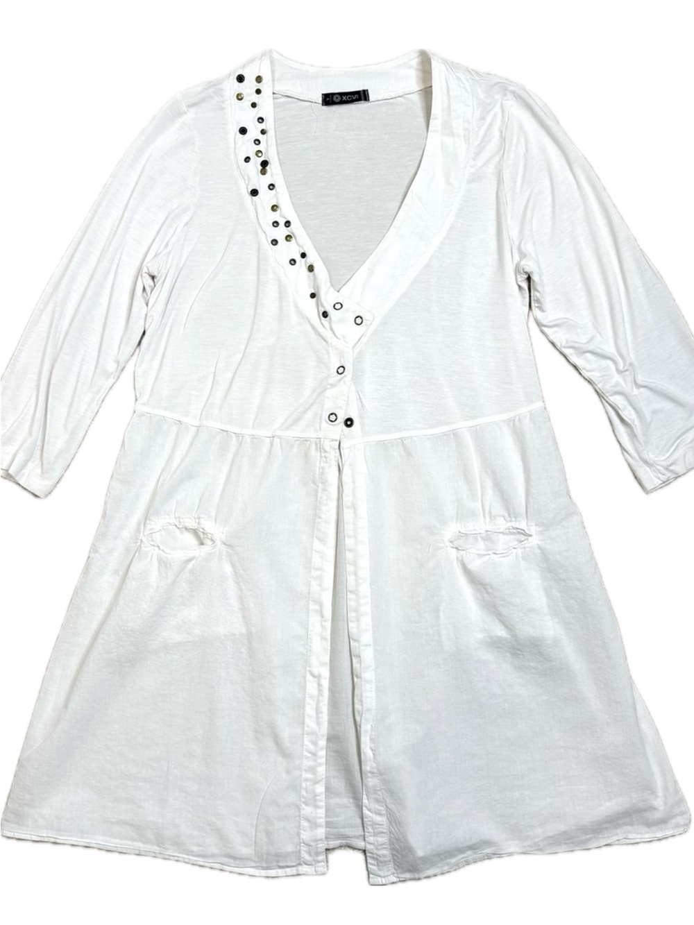XCVI Snap Front Studdded Tunic Top Womens Size Large Cream 3/4 Sleeve Duster Tee